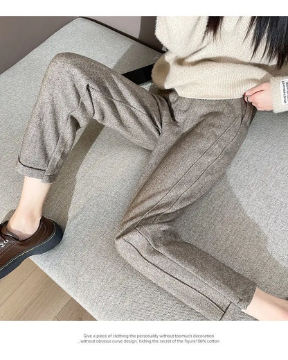 Cropped Cozy Tweed Trousers